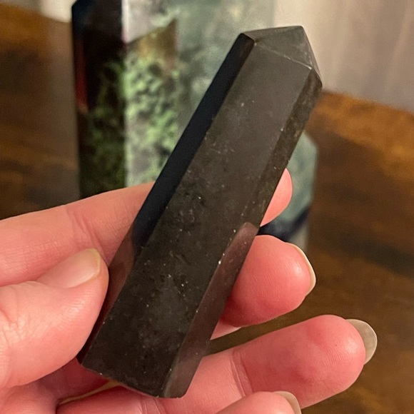 Genuine black tourmaline PROTECTION towers - Picture 6 of 6